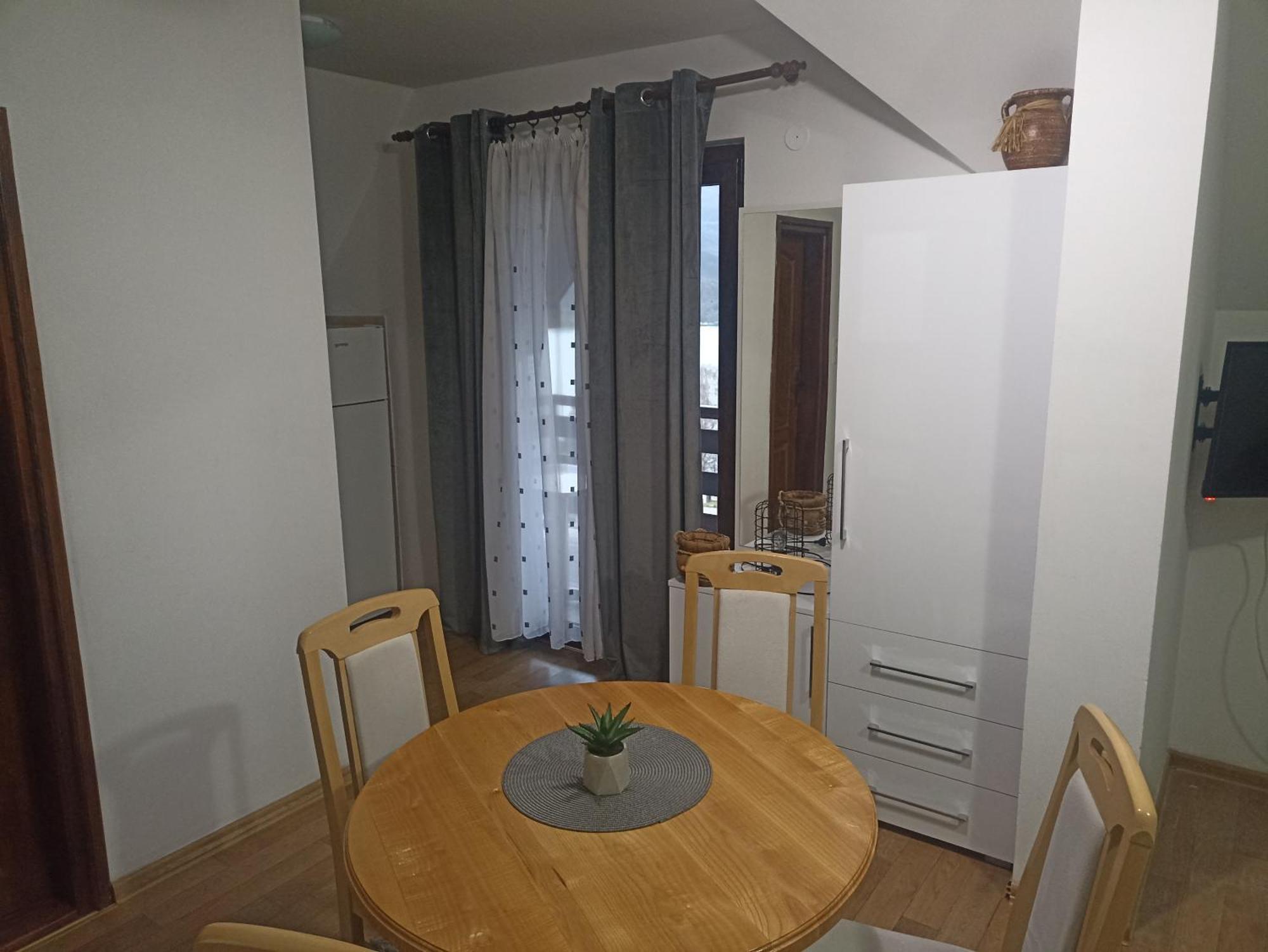 Vila Jezero Bajina Basta Oda fotoğraf